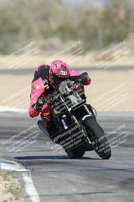 media/Jan-15-2026-Racers Edge (Thu) [[dfebeb70ab]]/2-A Group/Session 5 Turn 2/